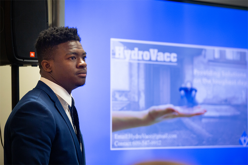 Image of Nyhsere Woodson ’21
