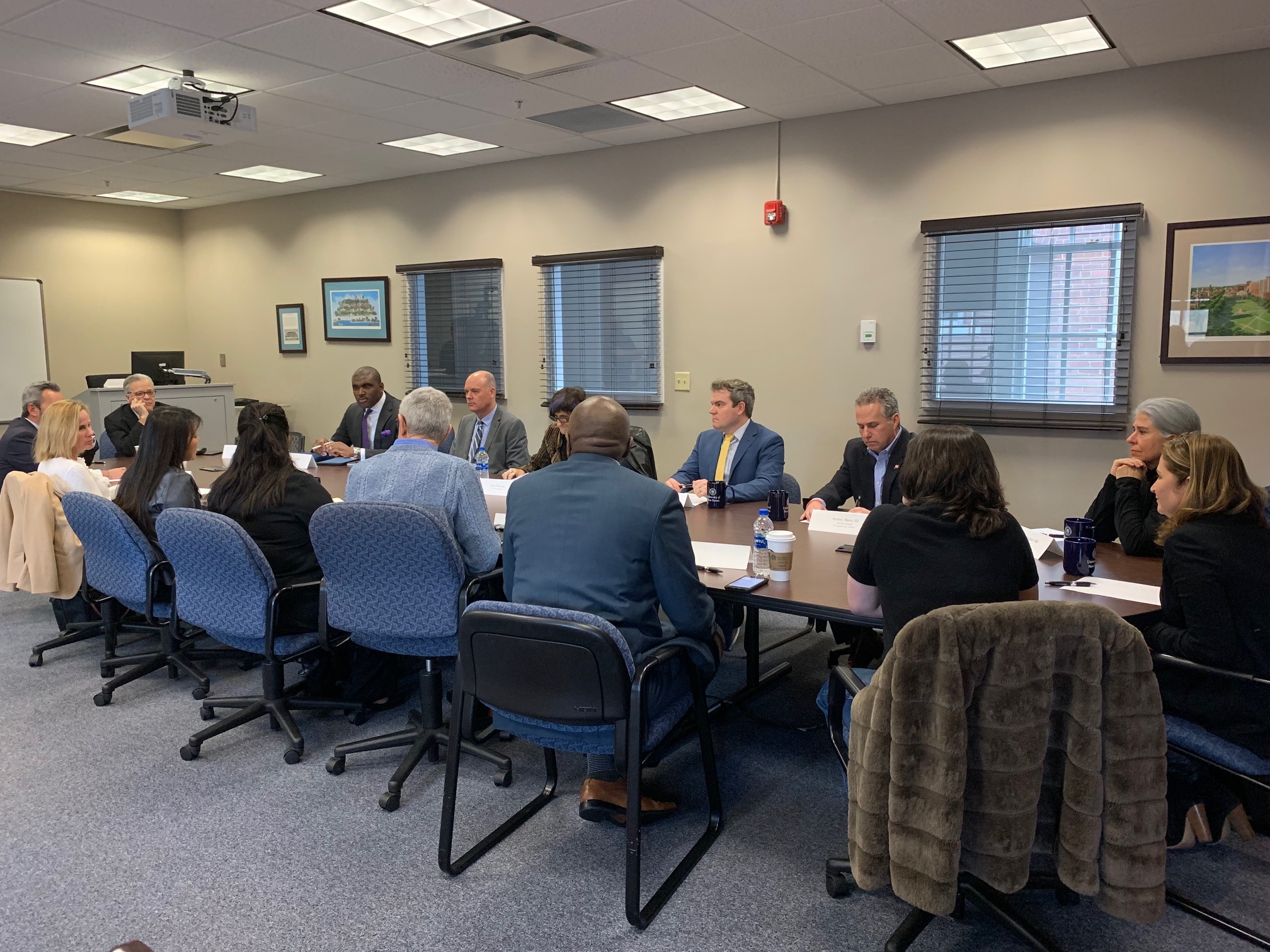 Image of roundtable discussion