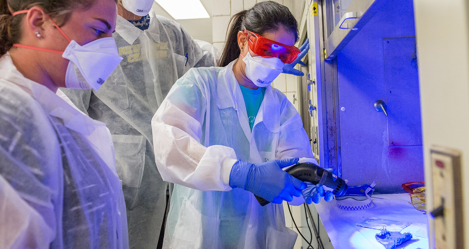 Students working in lab