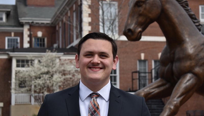 Cole Kochanowski ’22 on campus.