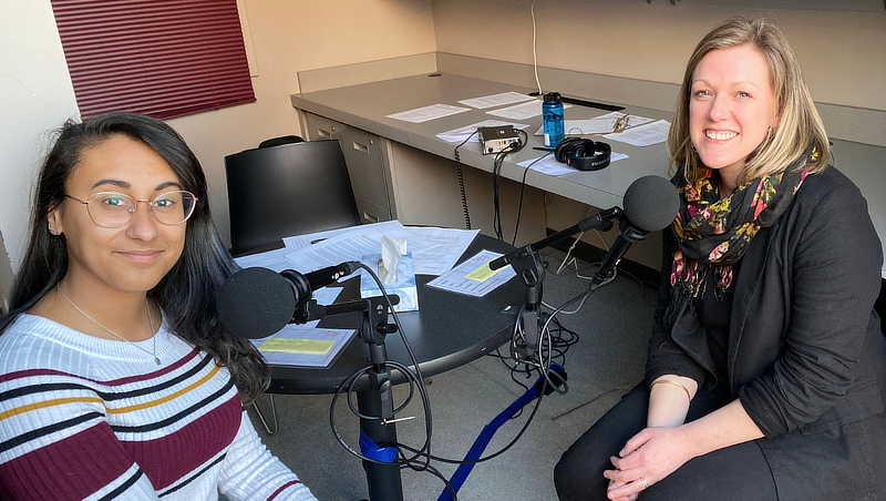 Image of Savannah Dominguez '17 and Prof. Jamie Slenker
