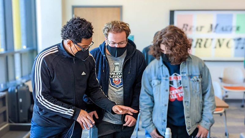 Group image of Carl Giannelli ’24 (right), Dr. Patrick Rivers and fellow student Ryan Wall ’23 at the University’s Beat-Maker Brunch.
