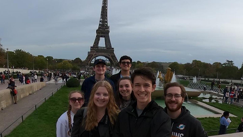 Allison Mahr ’24 (front, left) visited Paris while studying abroad in Italy.